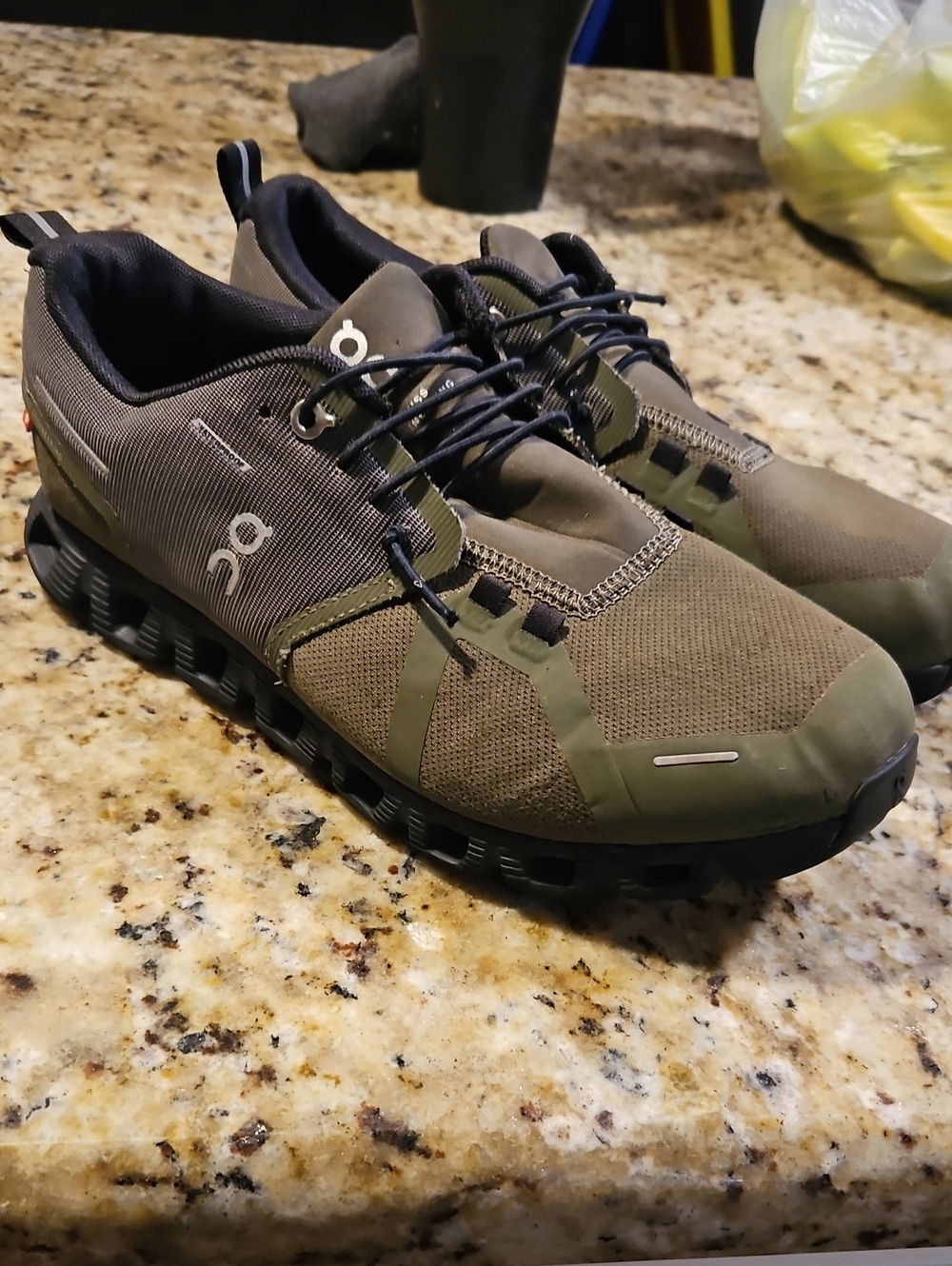 Men’s On Cloud 5 Waterproof Athletic Shoes